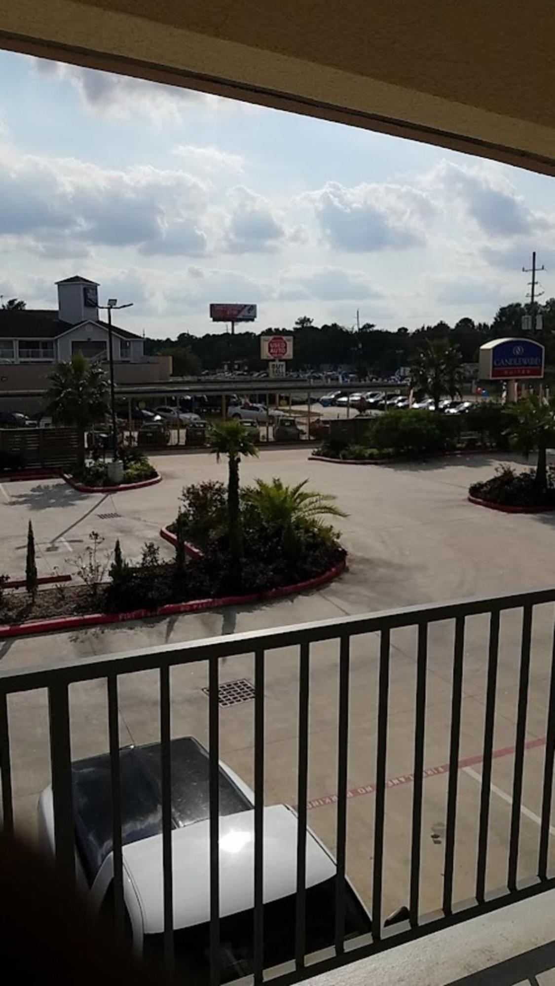 Motel 6 Houston, Tx - Willowbrook Mall Eksteriør billede